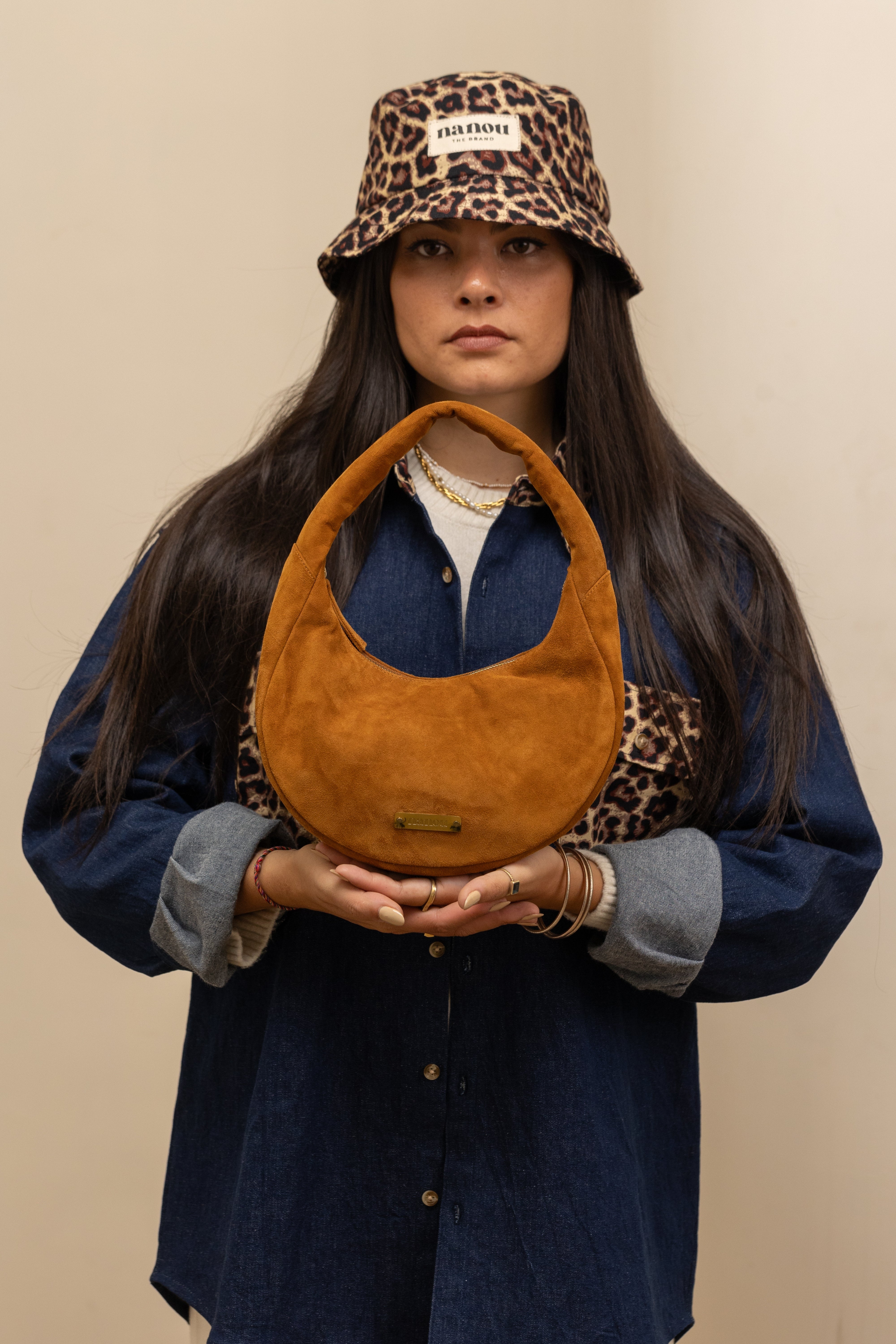 The Circle bag Small Suede- Camel