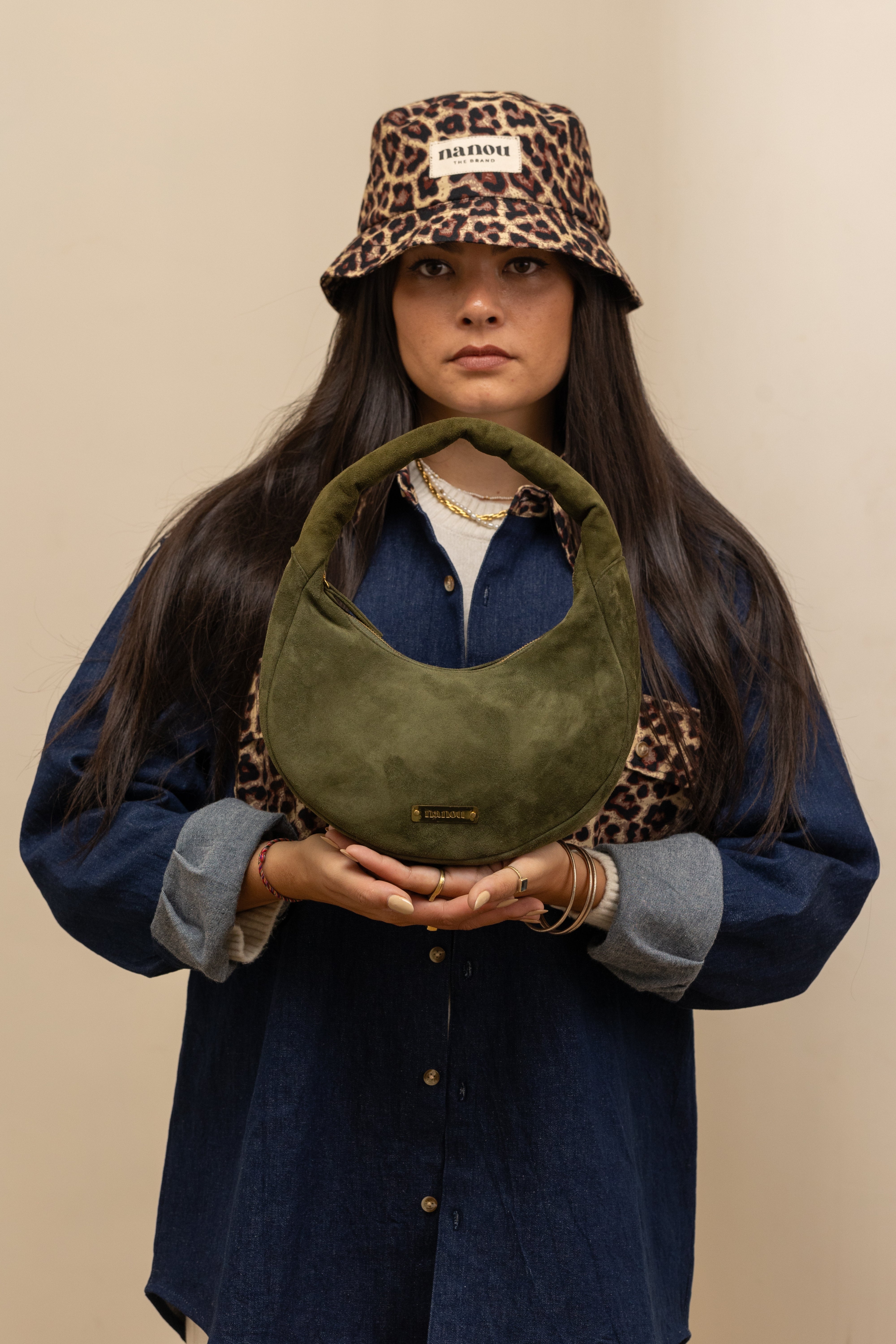 The Circle bag Small Suede- Olive