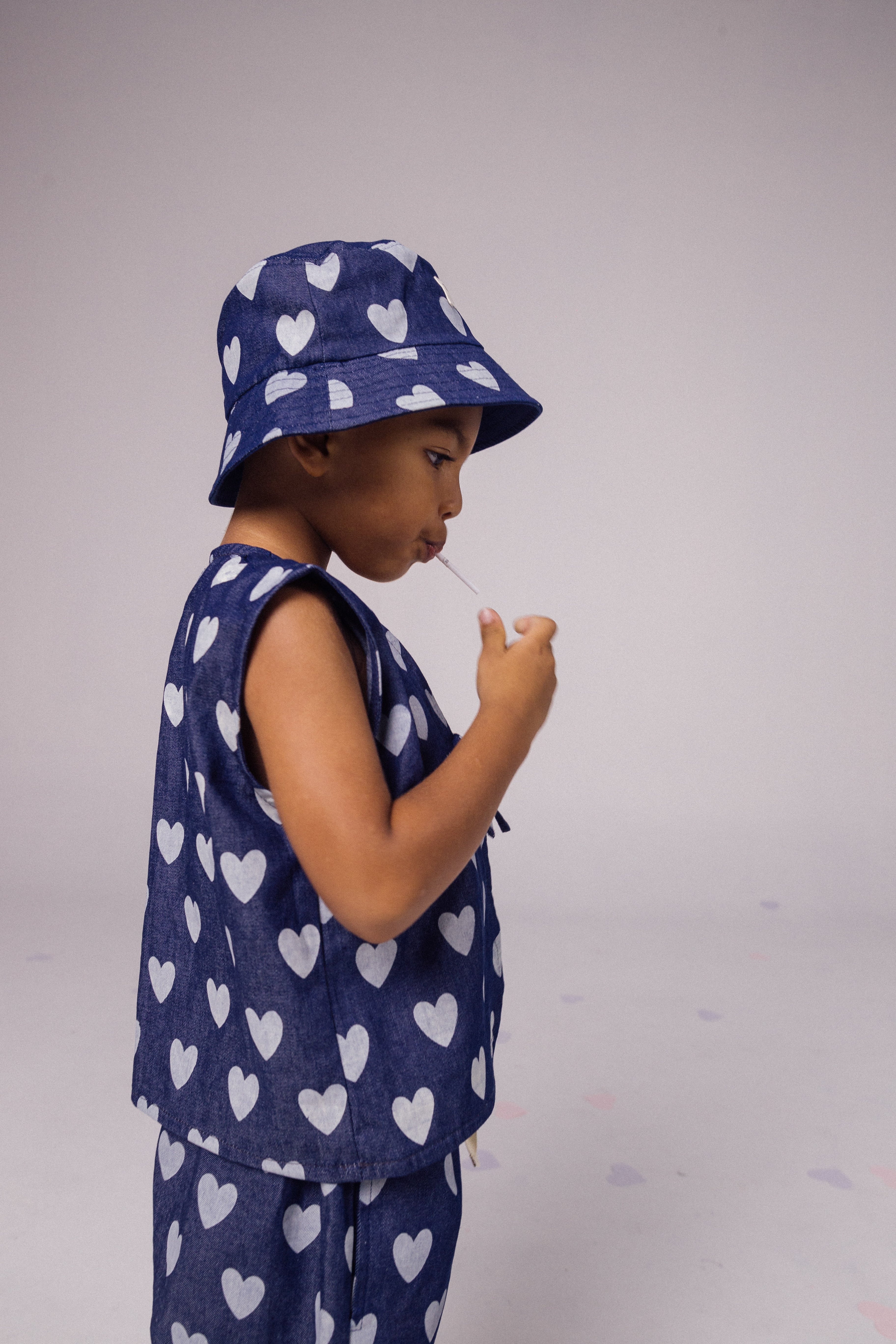 Heart Bucket hat