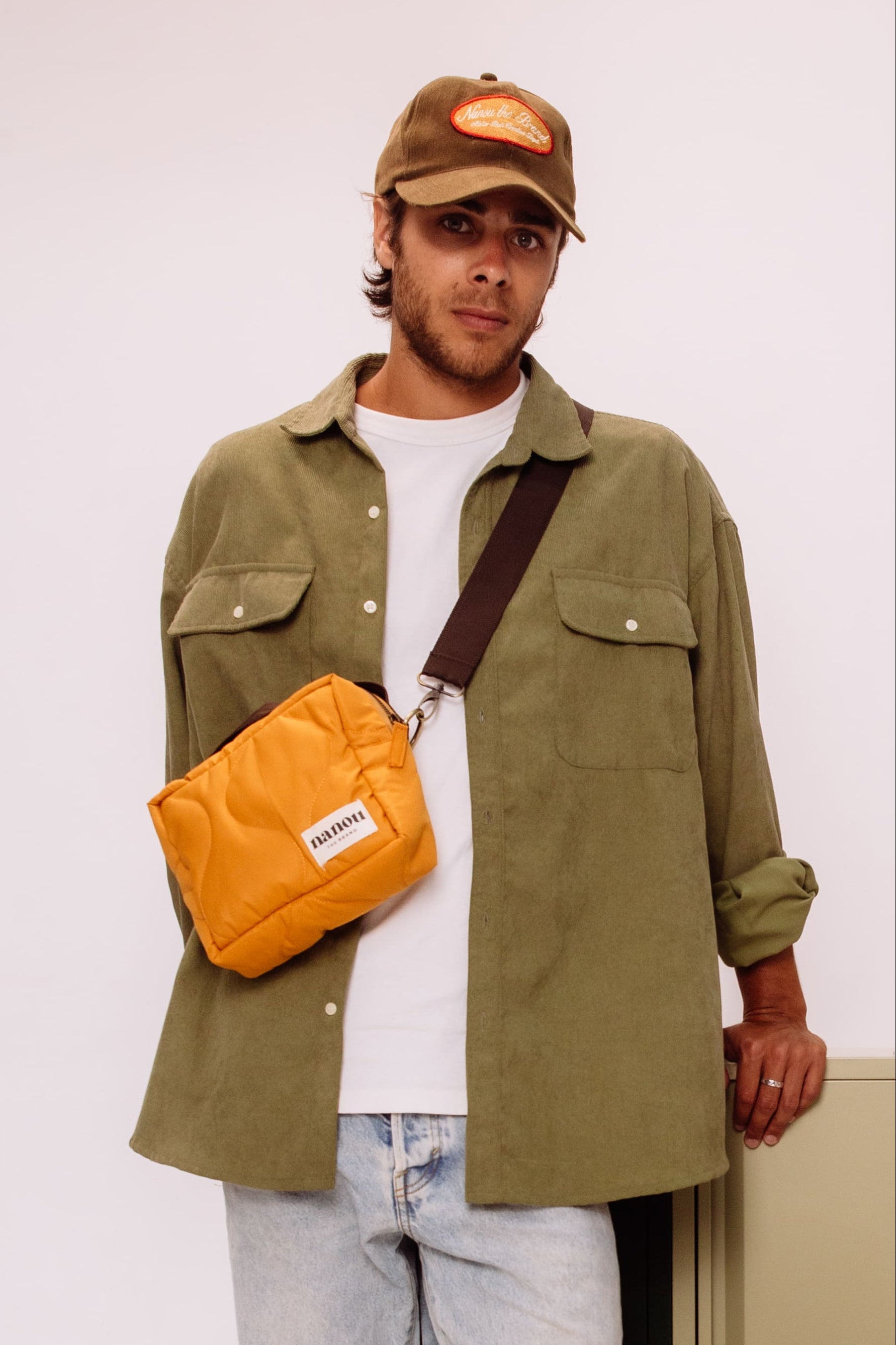 Corto camera case Honey