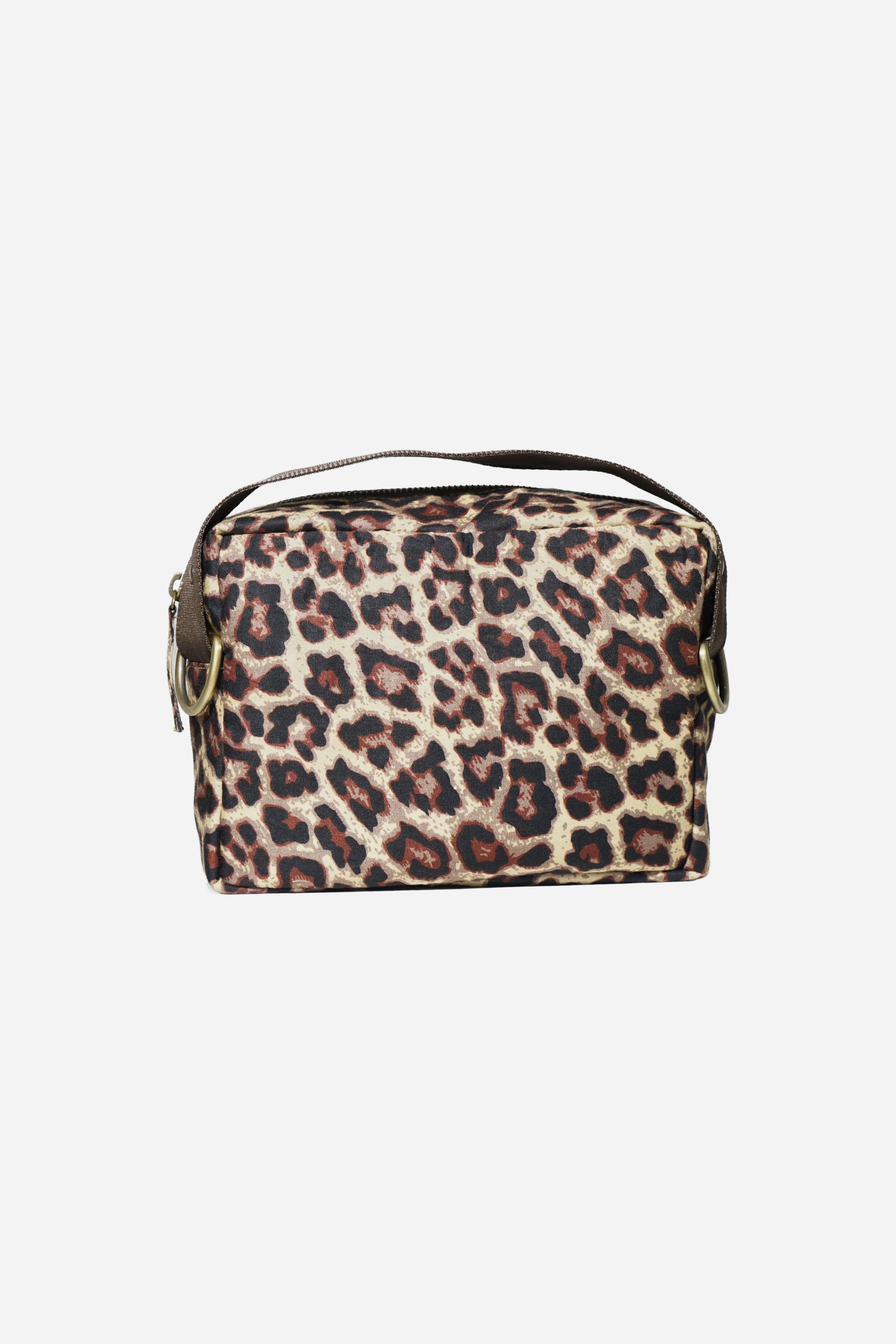 Corto camera case leopard