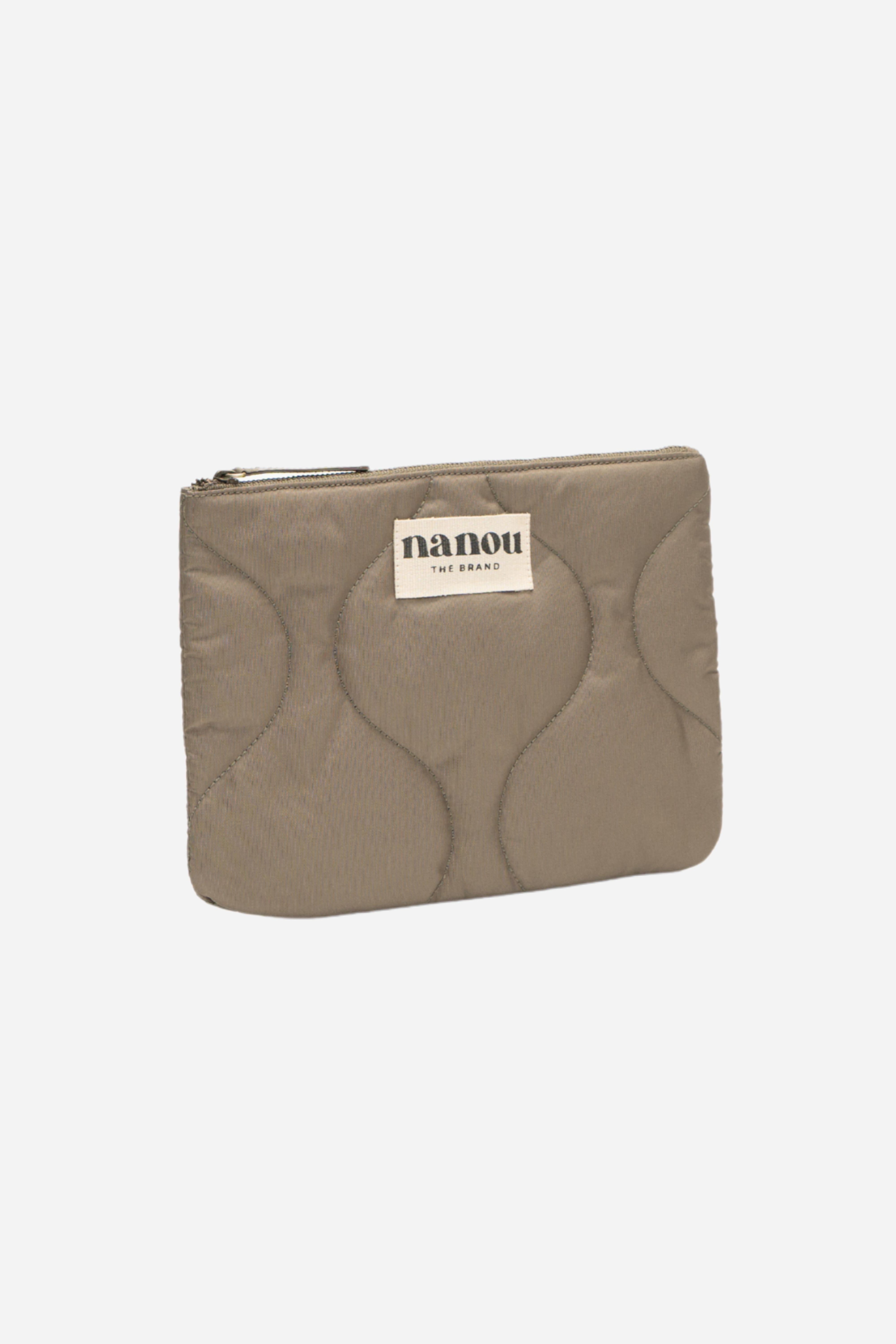 Nanou clutch Almond green