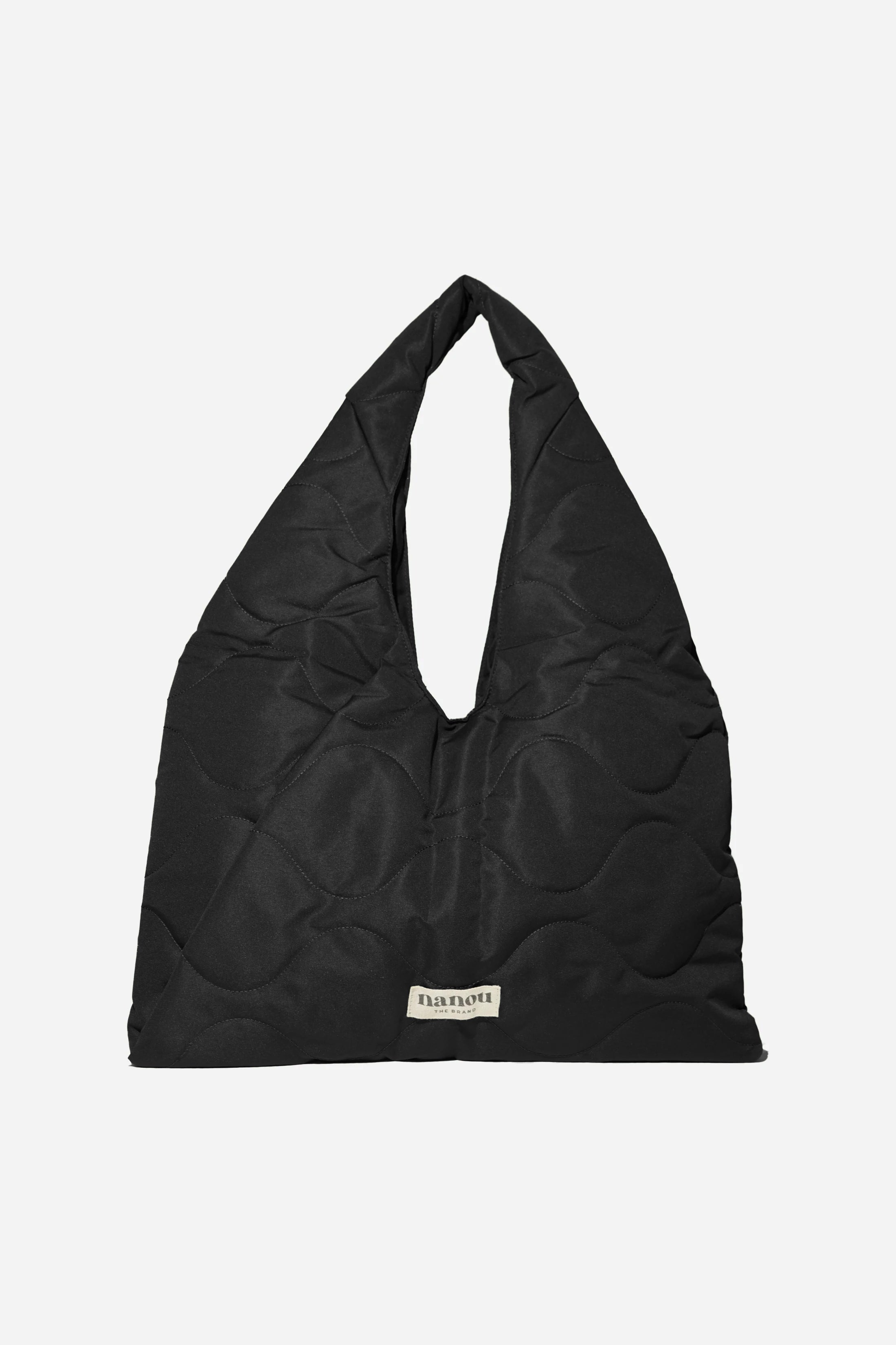 Le Triangle - Noir