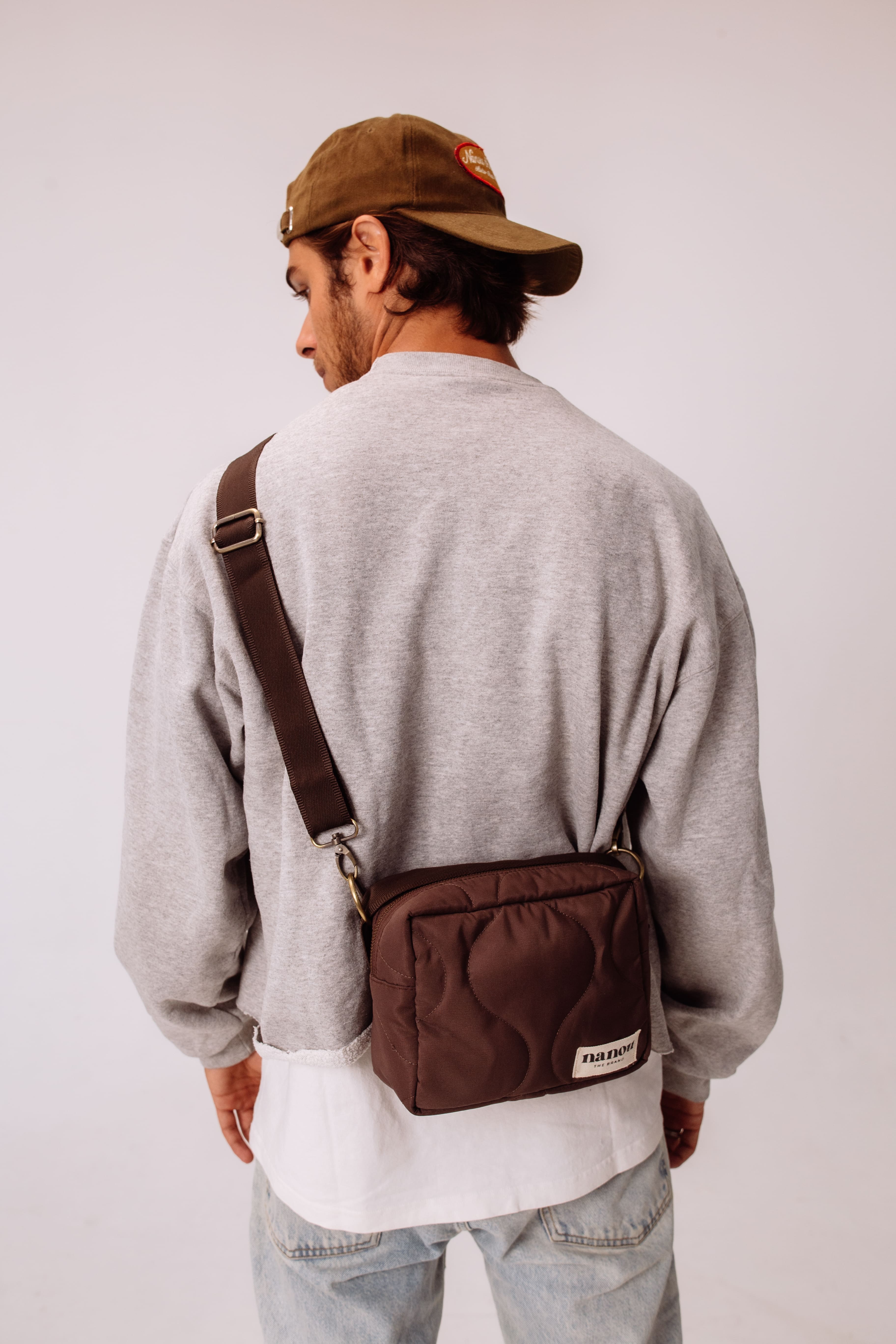 Corto camera case chocolate